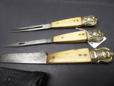 Antique carter's cutlery in a quiver around 1800