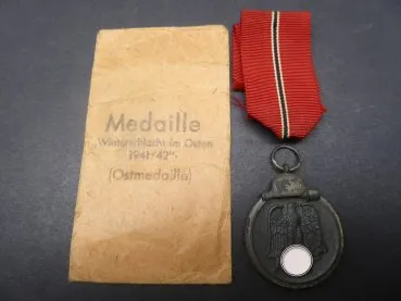 Set - Winterschlachtmedaille am Band und Tüte