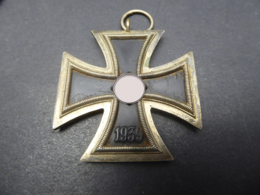 EK2 Eisernes Kreuz 2. Klasse 1939 mit Hersteller 93 (Richard Simm & Söhne / Gablonz a.N.)