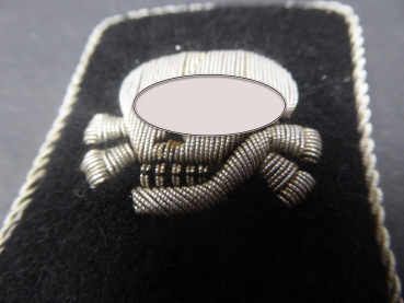Collar tabs for special units - TK associations