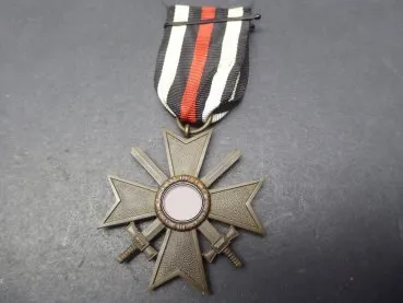 KVK Kriegsverdienstkreuz 2. Klasse mit Schwerter am Kriegsteilnehmer Band, Hersteller 127