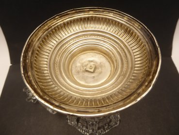 Berlin silver bonbonniere / centerpiece Prussia - Decorated on four sides with a flapping Prussian eagle - around 1830