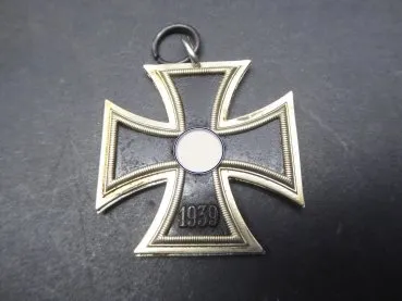 EK2 Eisernes Kreuz 2. Klasse 1939 am Band, ohne Hersteller