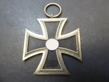 EK2 Iron Cross 2nd Class 1939 without manufacturer with full black core