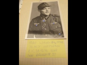 Ritterkreuzträger Obergefreiter Franz Weber, Repro-Foto nach 45 mit originaler Unterschrift