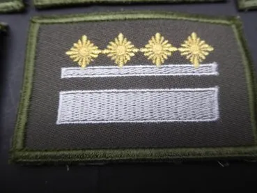 NVA 18x Dienstgrade für den ab 1985 getesteten Uniformtrageversuch