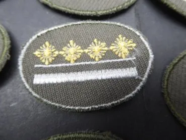 NVA 23x ranks for the uniform wearing test tested from 1985