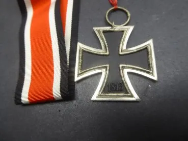 EK2 Iron Cross 2nd Class 1939 on ribbon - unmarked piece 4 Steinhauer & Lück, Lüdenscheid