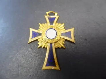 Mutterkreuz in Gold