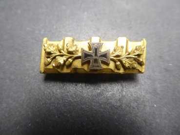 Patriotic brooch with applied Iron Cross WW1