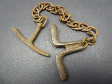Police gag chain in the condition it was found