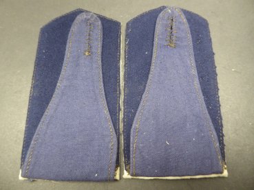 Pair of shoulder boards Prussia - Grenadier Regiment King Friedrich I (4th East Prussian) No. 5