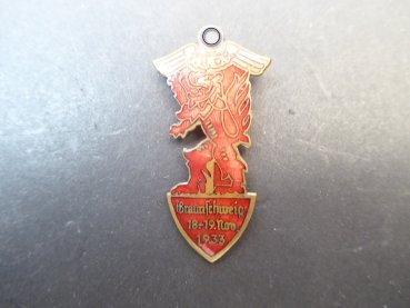 Badge - T.d.D.H. Braunschweig 1933 - enameled