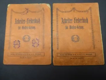 2x Arbeiter-Liederbuch für Massen-Gesang