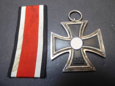 EK2 Eisernes Kreuz 2. Klasse 1939 vom Hersteller 128 Jablonski & Co. Posen am Band