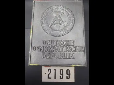 DDR Grenzschild / Grenzsäulen Schild mit dazugehöriger Nummer 2199