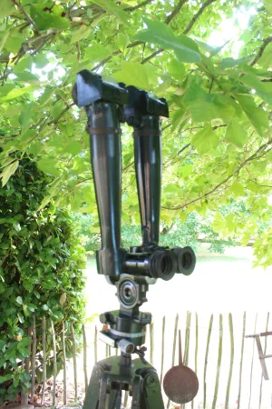 Frühes sowjetisches Scherenfernrohr ASzT 10x45 von 1956 – markiert und gestempelt