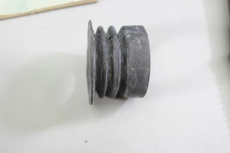 Frühes sowjetisches Scherenfernrohr ASzT 10x45 von 1956 – markiert und gestempelt