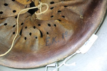 Ww1 steel helmet M18, 1 emblem