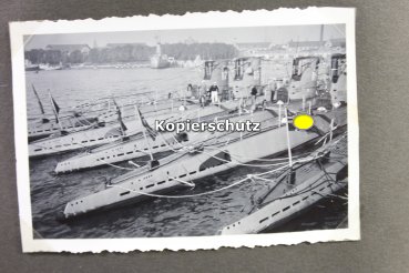 Fotoalben eines Marine Soldaten U-Boot, Torpedoboot Jaguar und U-Bootsbegleitschiff Saar, 153 Fotos