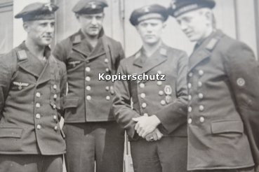 Fotoalben eines Marine Soldaten U-Boot, Torpedoboot Jaguar und U-Bootsbegleitschiff Saar, 153 Fotos