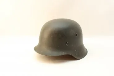 Wehrmacht M42 Stahlhelm