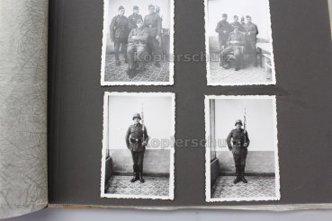 Fotoalben ca 91 Fotos, Soldaten - Panzer- Flugzeuge – MG- zerstörte Flugzeuge