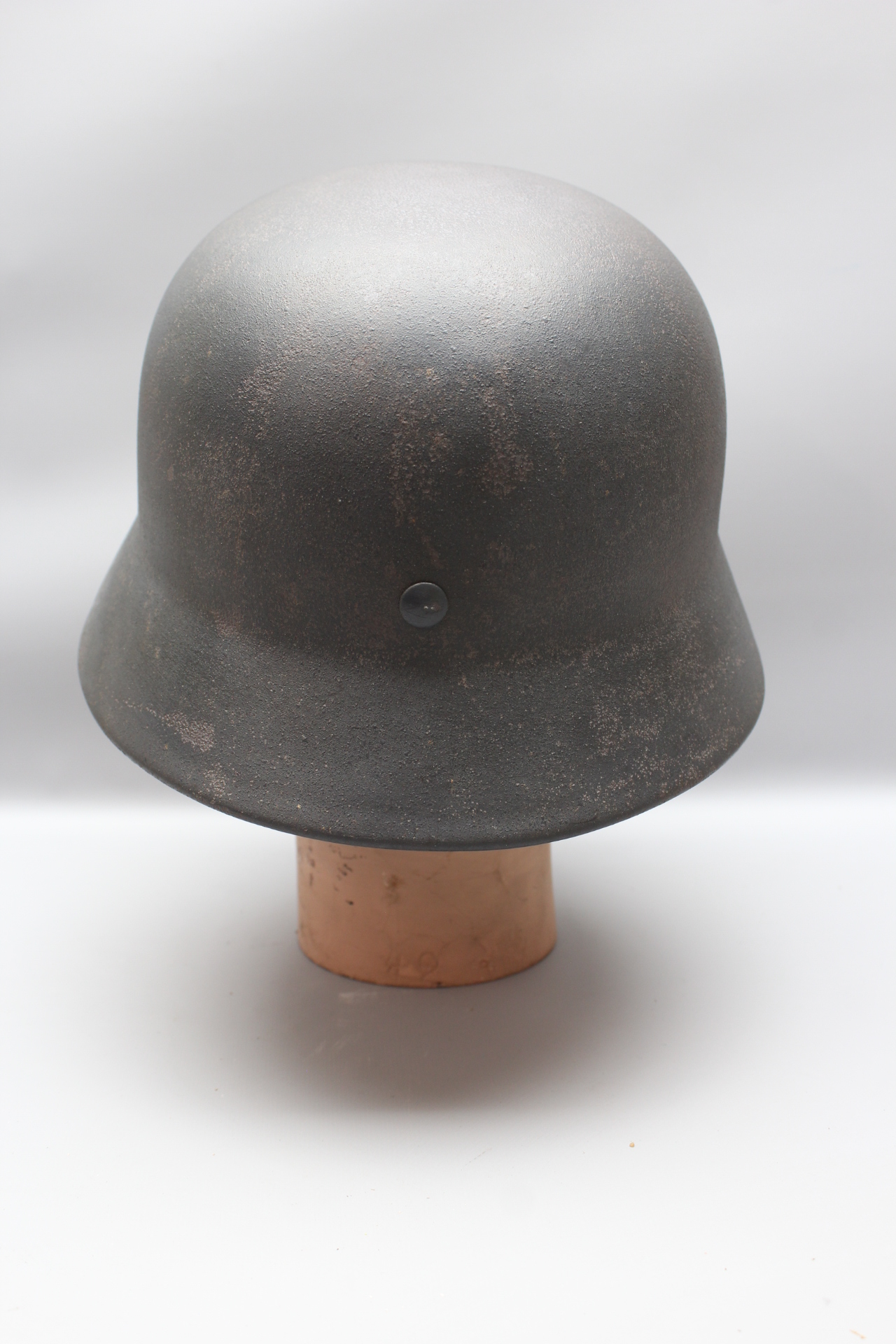 WW2 German Air Force Steel Helmet M40, Original Matching Piece