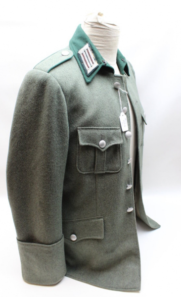 M36 Feldbluse Wehrmacht für Nebelwerfer Theater Anfertigung mit originalen Kragenspiegeln