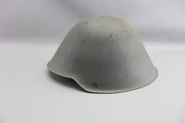 Deutsche Demokratische Republik ( DDR ) Stahlhelm der Nationalen Volksarmee ( NVA )