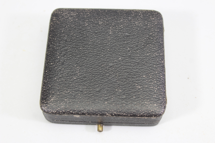 Eisernes Kreuz 1.Klasse 1939 Ek1 an Nadel "L/54" im Etui, Etui markiert