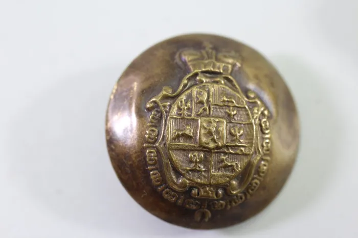 Original metal uniform button, uniform button/livery button with crest