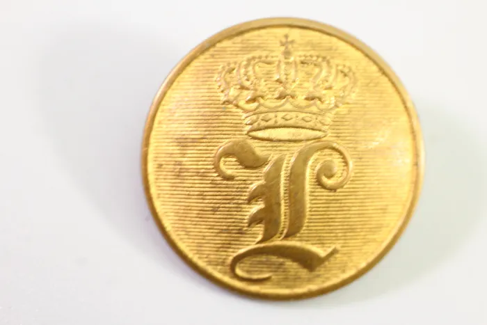 2x Baden Uniform Buttons with the Monogram of Grand Duke Frederick I of Baden