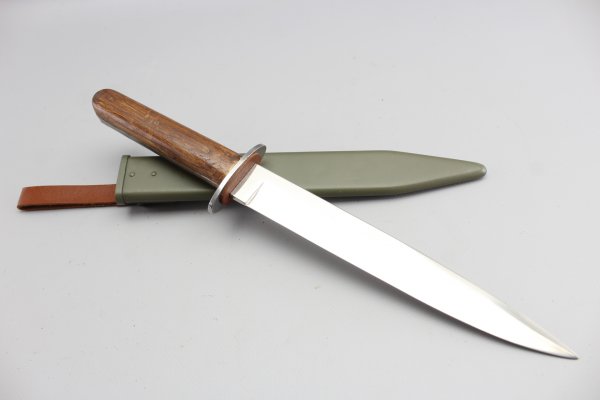1 decorative trench dagger of the Wehrmacht, collector's item