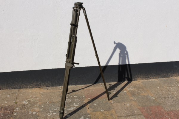 BW Bundeswehr, tripod S2 with aiming rod in leather case for Carl Zeiss Optik Richtkreis / Theodolite type RK 76 A1