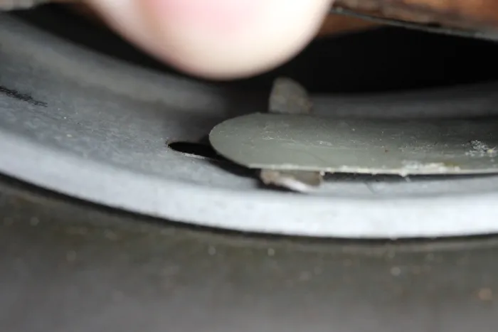 Wehrmacht Stahlhelm M42 EF66 mit einem Huber Jordan Emblem, Abzeichen und markiert