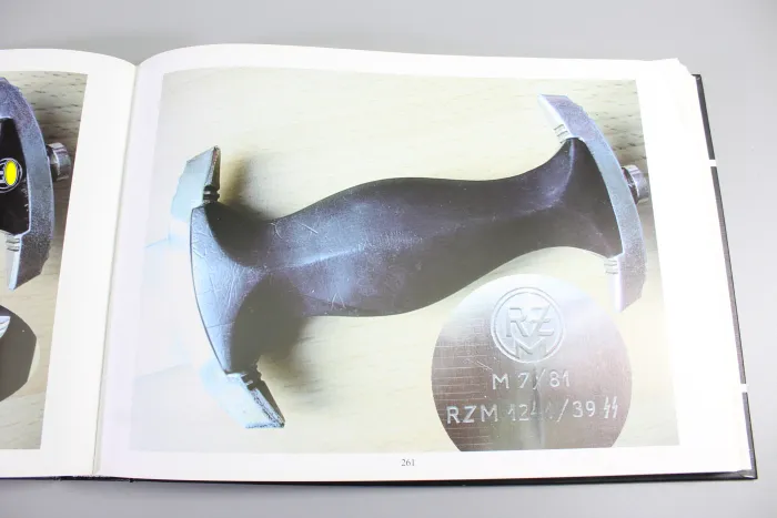 SS Service Daggers – Reference Book for Identification & Authentication