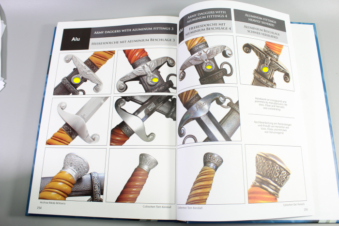 Army Daggers - A Reference Book for Collectors by Hessels & Rieske (GERMAN & ENGLISH) with Memory Card