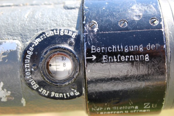 Wehrmacht Rangefinder 34 Carl Zeiss Jena EM 34 in a Swiss leather case, EM 0.8m