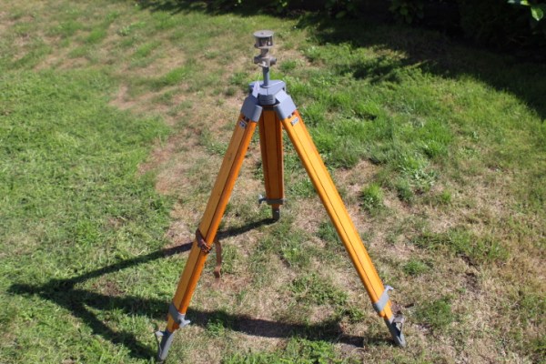 DDR / NVA tripod for alignment circle with attachment for alignment circle R1 NVA R-56