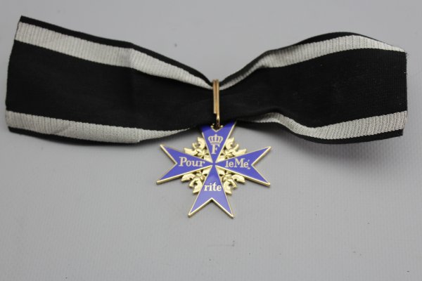 Sammleranfertigung WW1 Deutsches Kreuz Preußische Militärmedaille POUR LE MERITE Medaille blauer Max