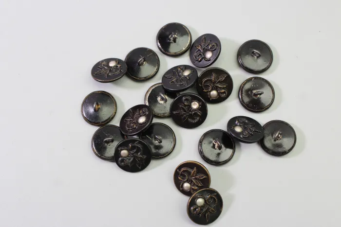175 Original Livery & Traditional Costume Buttons Made of Metal – Vintage Stock from a Uniform Tailor