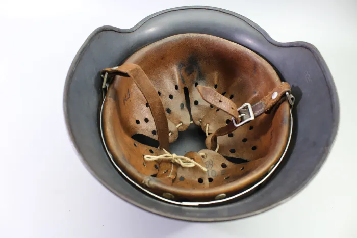 Original Wehrmacht steel helmet M35 Luftwaffe SE66 double emblem