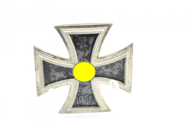 Iron Cross 1st Class 1939 Manufacturer L/11