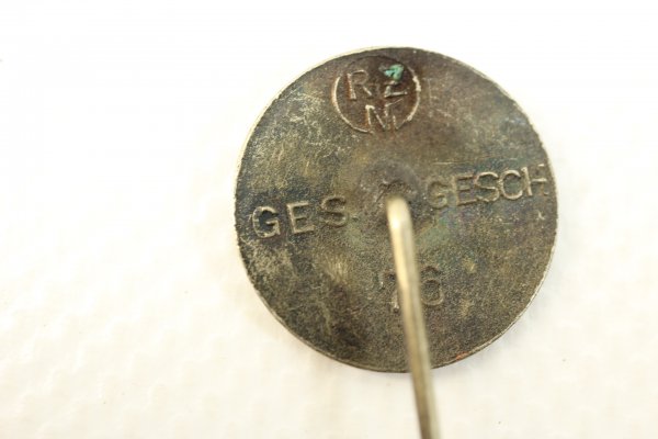 Needle, pin National Socialist People's Welfare - NSV - member badge, RZM manufacturer 6  On the back RZM, manufacturer 6 and ges.gesch