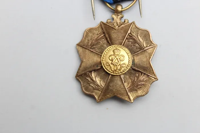 Belgien - Orden König Leopold II. Goldene Verdienstmedaille