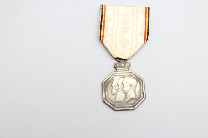 Belgian commemorative medal for the 100th anniversary of independence