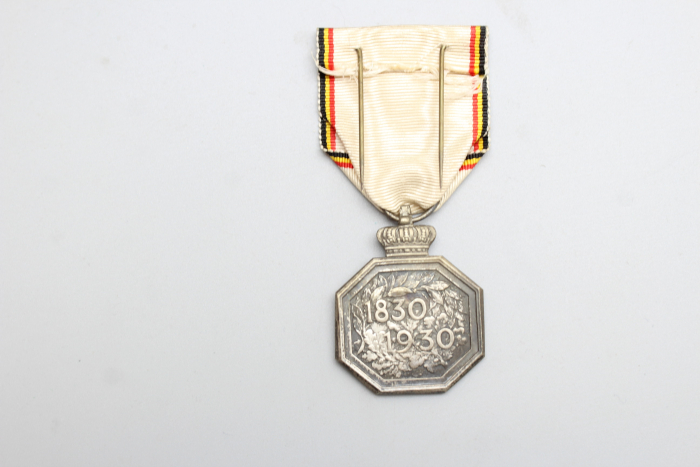 Belgian commemorative medal for the 100th anniversary of independence