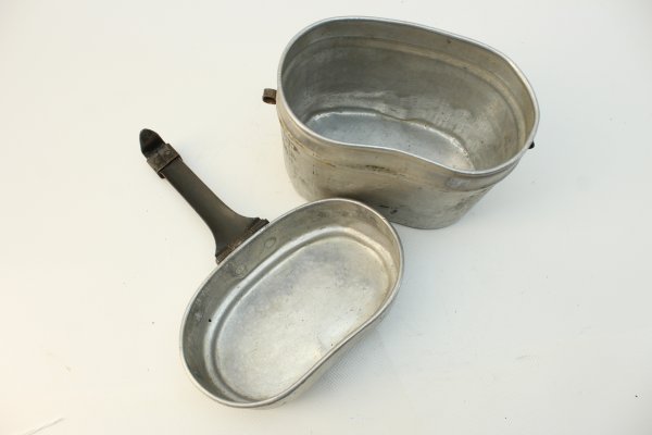 Wehrmacht dinnerware, cookware, feeding bowl of the Wehrmacht, manufacturer ESB
