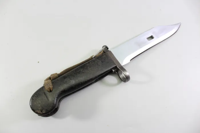 East German National People's Army (NVA) bayonet for AK47, model M1959, for Kalashnikov rifle